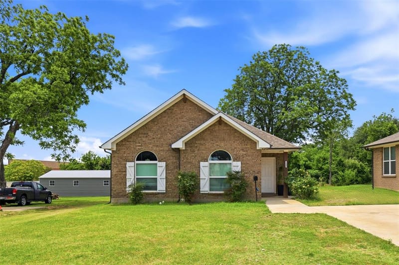 1409 Denton Drive, Carrollton TX 75006 - Photo 4