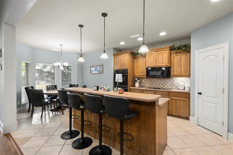105 Country Ridge Court, Red Oak TX 75154 - Photo 14