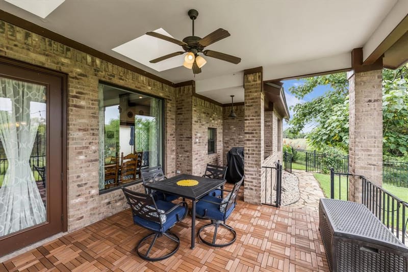 404 Charleston Park Drive, Woodway TX 76712 - Photo 37