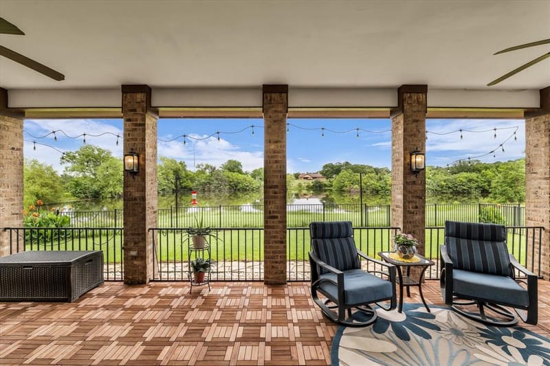 404 Charleston Park Drive, Woodway TX 76712 - Photo 31
