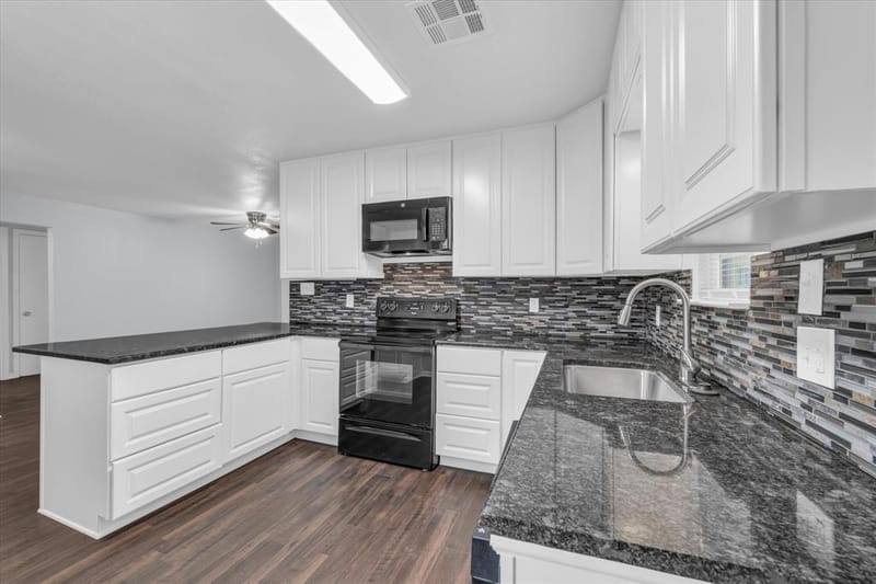 3904 James Avenue, Waco TX 76711 - Photo 6