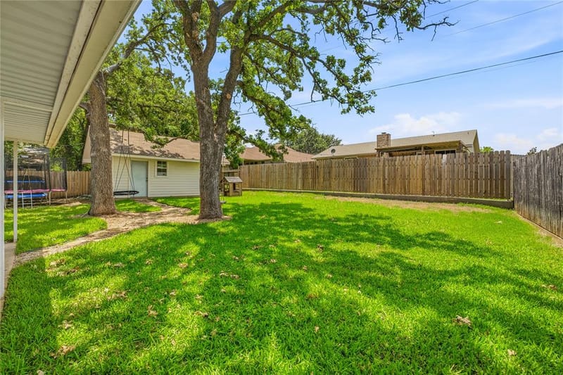 510 Spring Meadow Street, Stephenville TX 76401 - Photo 23