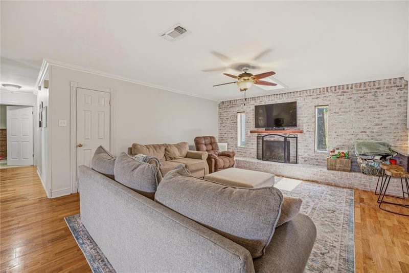 510 Spring Meadow Street, Stephenville TX 76401 - Photo 8