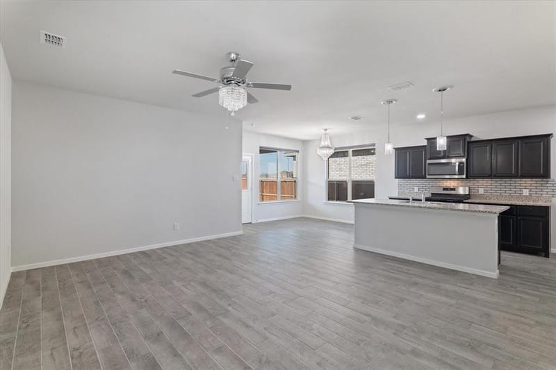 413 drowsy water Trail, Fort Worth TX 76131 - Photo 4