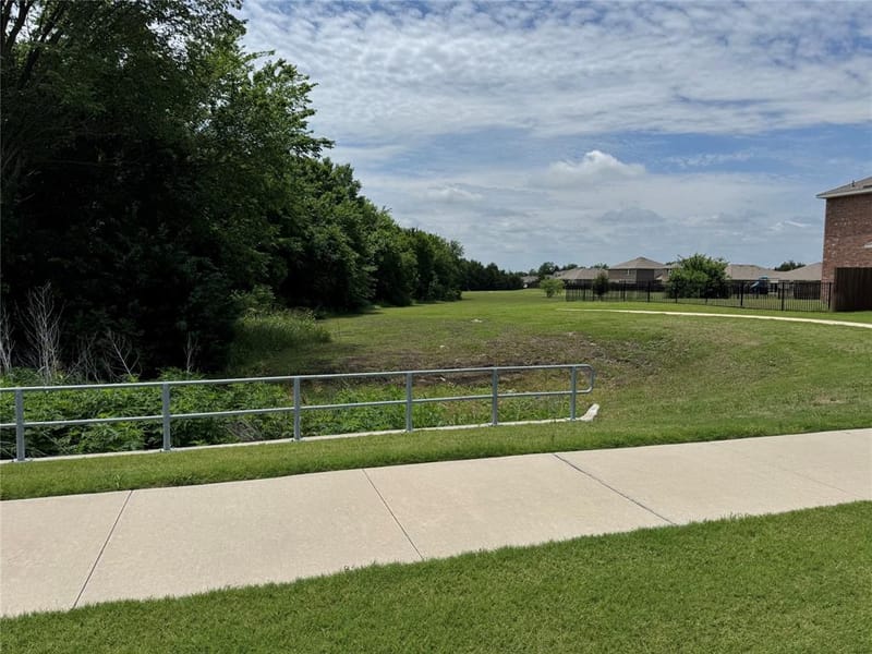 2209 Cinnamon Springs Road, Glenn Heights TX 75154 - Photo 14