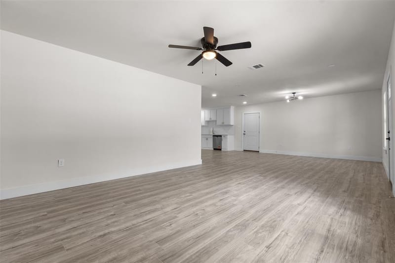 1367 Friendship Drive, Dallas TX 75217 - Photo 9