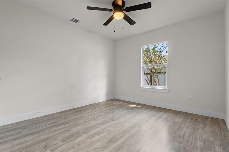 1367 Friendship Drive, Dallas TX 75217 - Photo 19
