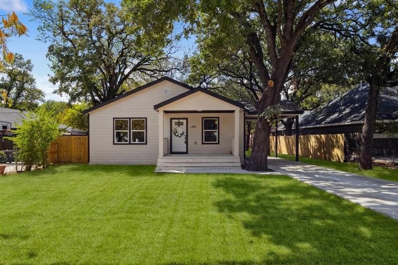 1367 Friendship Drive, Dallas TX 75217 - Photo 31