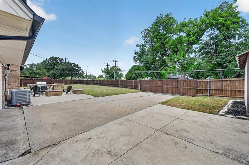3625 Parader Court, Dallas TX 75228 - Photo 33