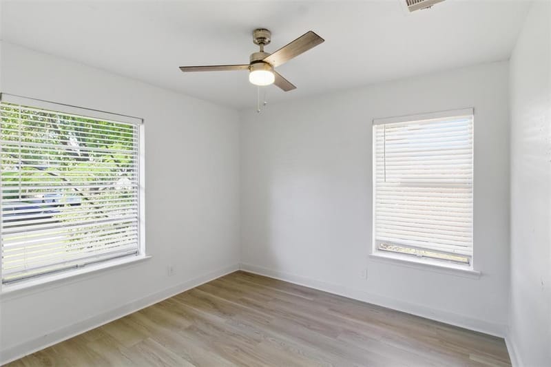 2942 Townsend Drive, Dallas TX 75229 - Photo 3