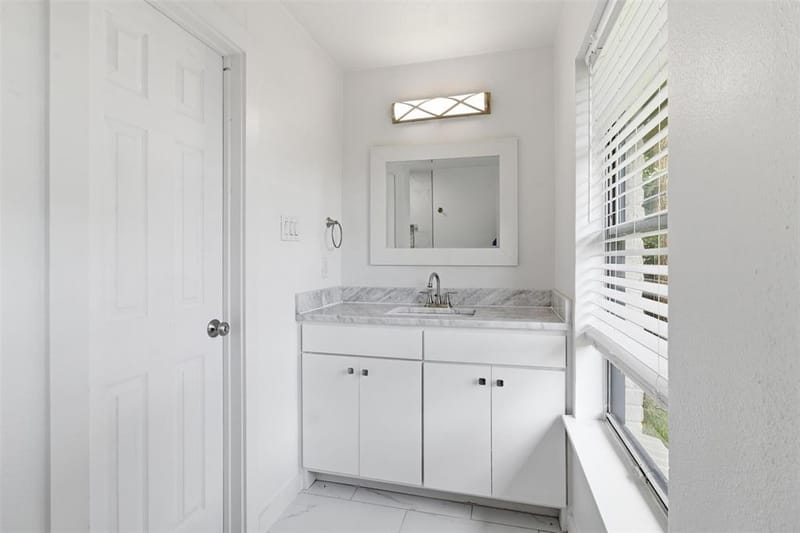 2942 Townsend Drive, Dallas TX 75229 - Photo 35