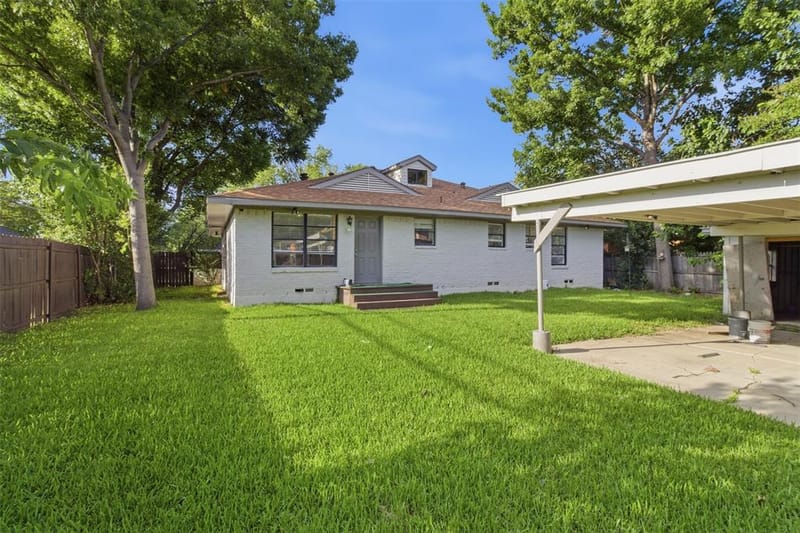 2942 Townsend Drive, Dallas TX 75229 - Photo 39