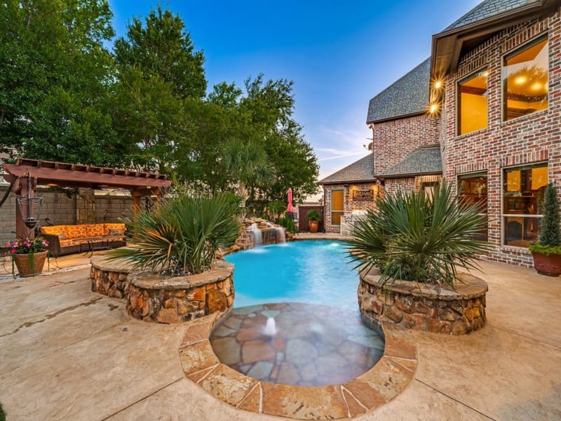4603 Warwick Lane, Frisco TX 75034 - Photo 32