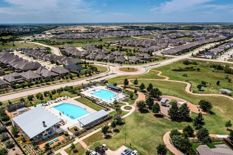 10456 Gray Hills Drive, Fort Worth TX 76126 - Photo 40