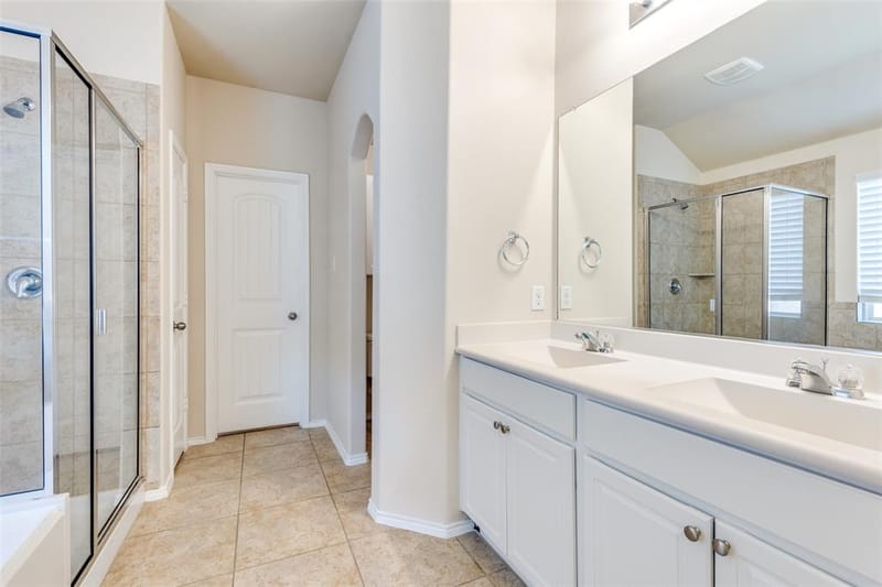 520 Pollyann Trail, Fort Worth TX 76052 - Photo 22