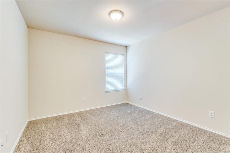 520 Pollyann Trail, Fort Worth TX 76052 - Photo 14