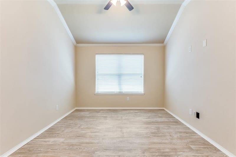 520 Pollyann Trail, Fort Worth TX 76052 - Photo 8
