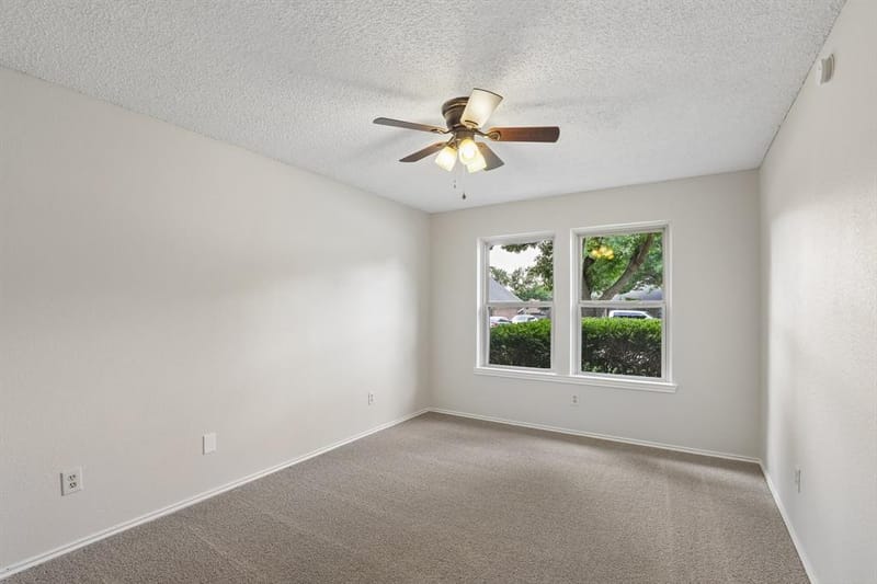 2710 Newkirk Court, Euless TX 76039 - Photo 12