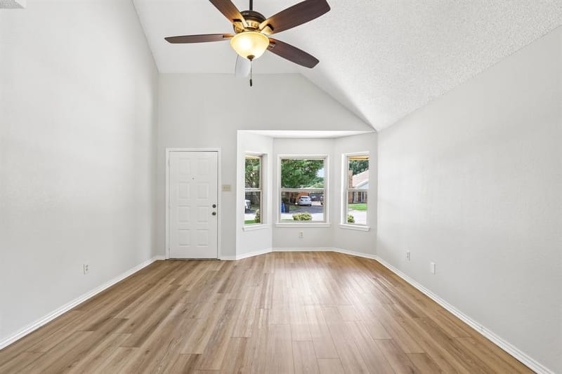 2710 Newkirk Court, Euless TX 76039 - Photo 9