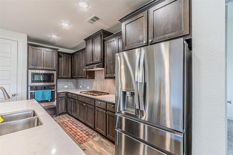 5028 Sandbrock Parkway, Aubrey TX 76227 - Photo 14