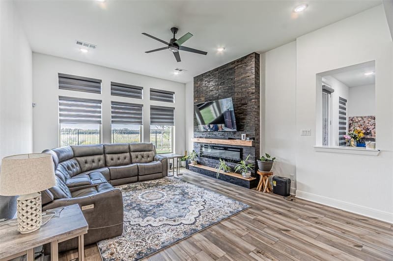 5028 Sandbrock Parkway, Aubrey TX 76227 - Photo 8