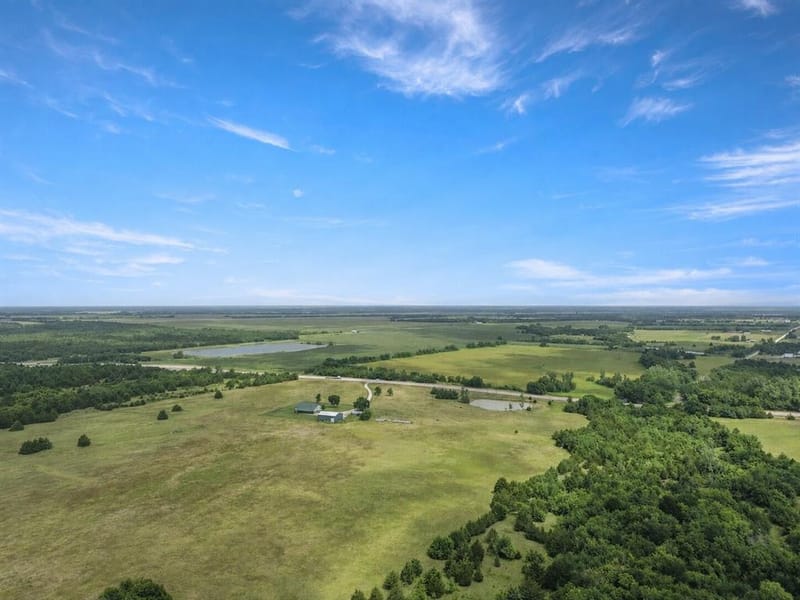 20280 US Highway 82 W, Honey Grove TX 75446 - Photo 9