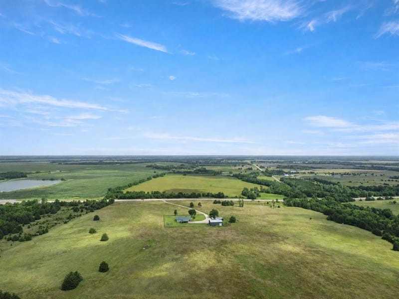 20280 US Highway 82 W, Honey Grove TX 75446 - Photo 8