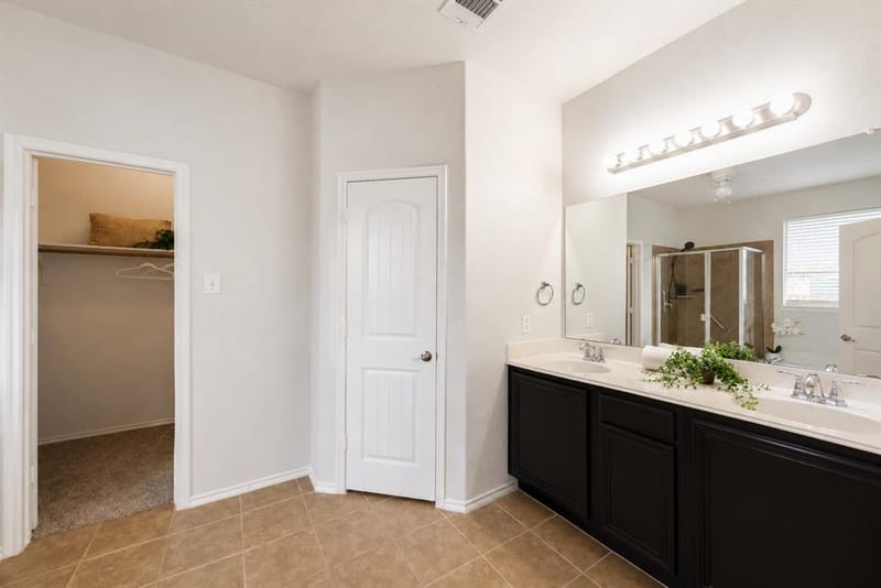 5049 Diamond Peak Court, McKinney TX 75071 - Photo 18