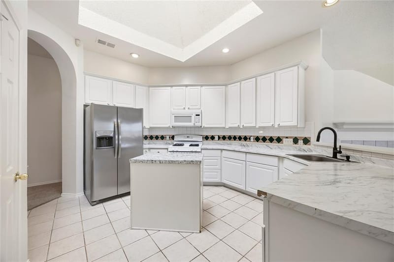 5208 Springflower Drive, Frisco TX 75035 - Photo 13