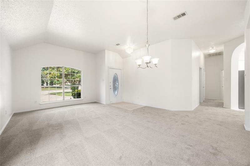 5208 Springflower Drive, Frisco TX 75035 - Photo 4