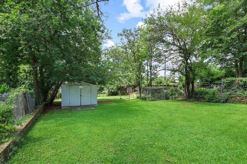 1322 W Chestnut Street, Denison TX 75020 - Photo 27