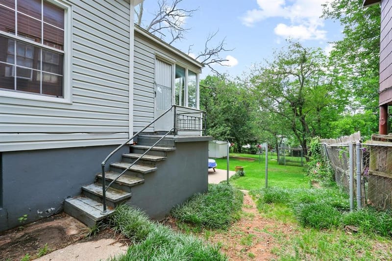 1322 W Chestnut Street, Denison TX 75020 - Photo 24