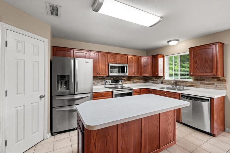 4000 View Point Drive, Granbury TX 76048 - Photo 11