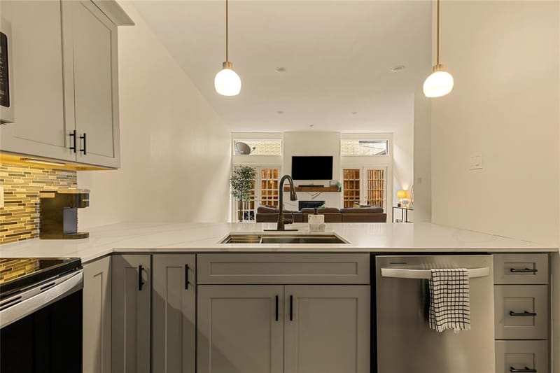 4015 Holland Avenue # 103, Dallas TX 75219 - Photo 18