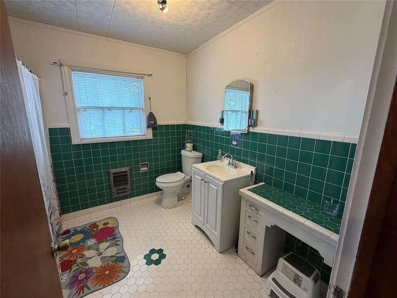 1920 Crow Drive, Waco TX 76705 - Photo 10