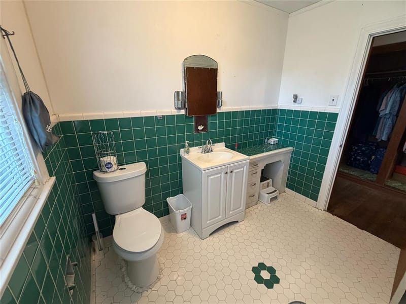 1920 Crow Drive, Waco TX 76705 - Photo 11