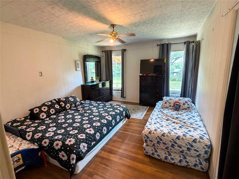 1920 Crow Drive, Waco TX 76705 - Photo 8