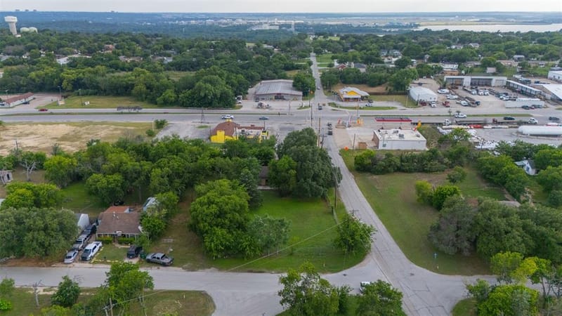 2508 Biway Street, Sansom Park TX 76114 - Photo 2