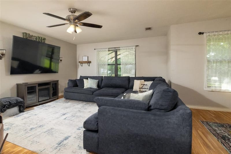 116 La Estada Drive, Weatherford TX 76088 - Photo 8