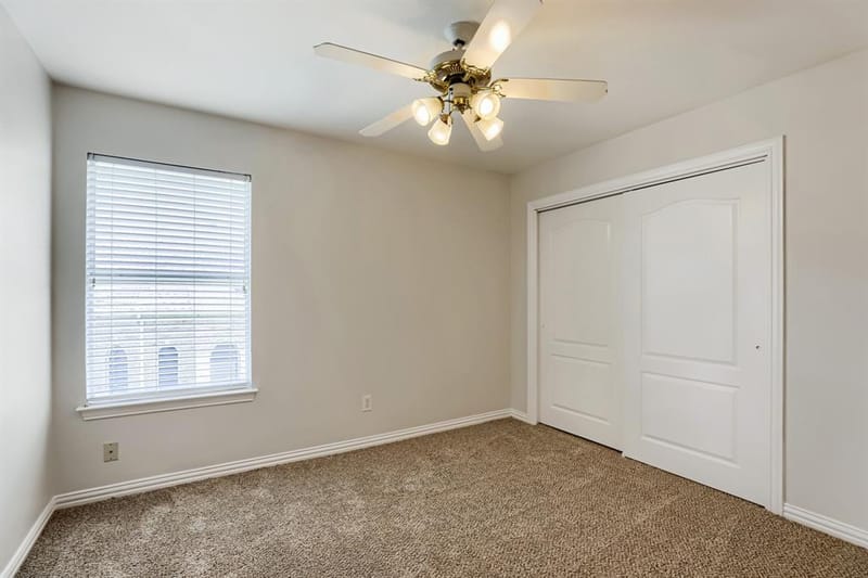 2066 Fair Oaks Circle, Corinth TX 76210 - Photo 20