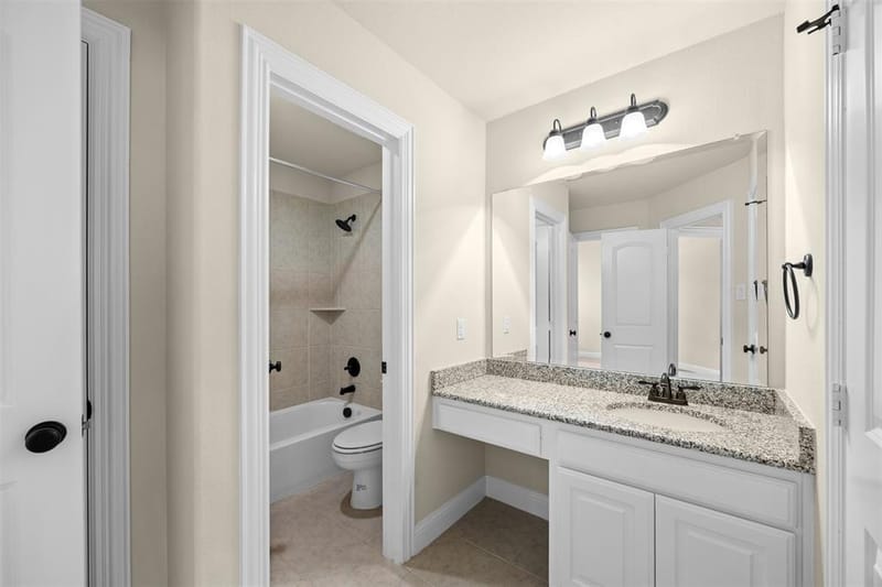 6425 Abbotsford Drive, Plano TX 75074 - Photo 23