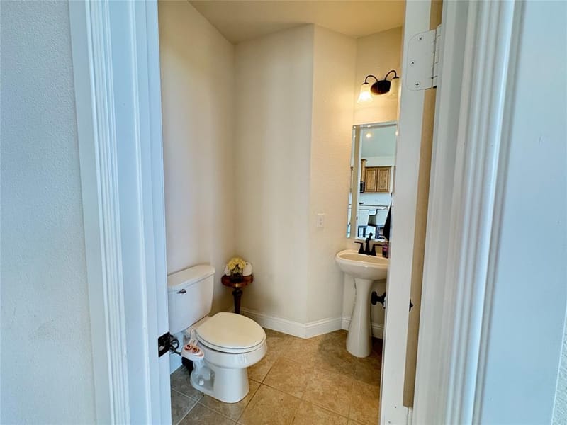 323 Butternut Way, Irving TX 75063 - Photo 17