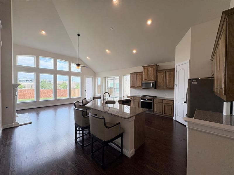 323 Butternut Way, Irving TX 75063 - Photo 12