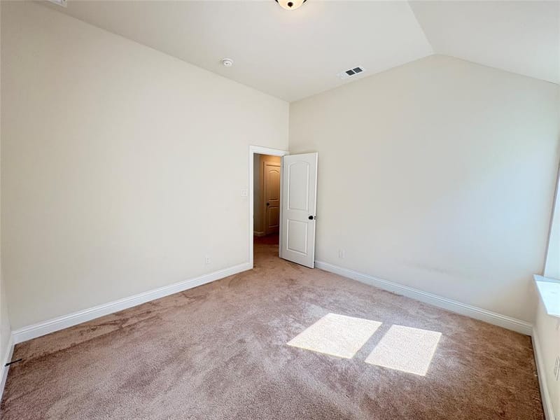 323 Butternut Way, Irving TX 75063 - Photo 25