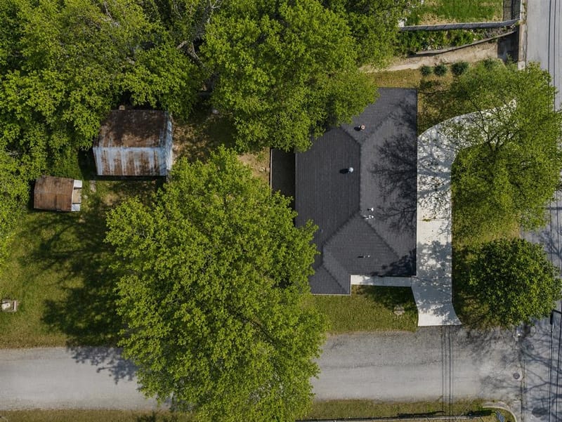 600 N Mill Street, Bowie TX 76230 - Photo 2