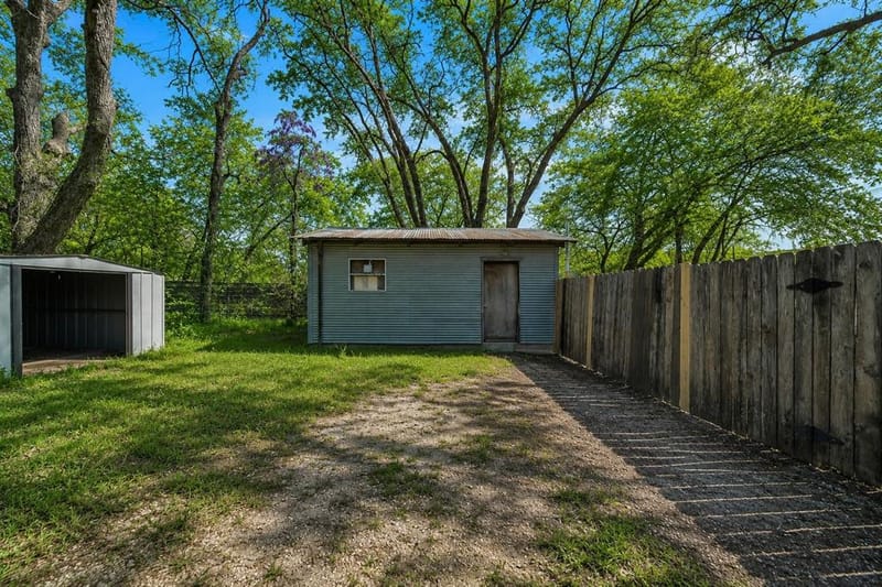 600 N Mill Street, Bowie TX 76230 - Photo 28