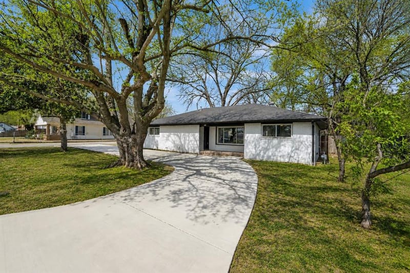 600 N Mill Street, Bowie TX 76230 - Photo 19