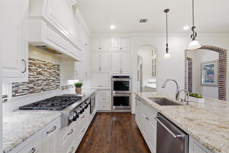 5301 Pradera Court, Benbrook TX 76126 - Photo 15