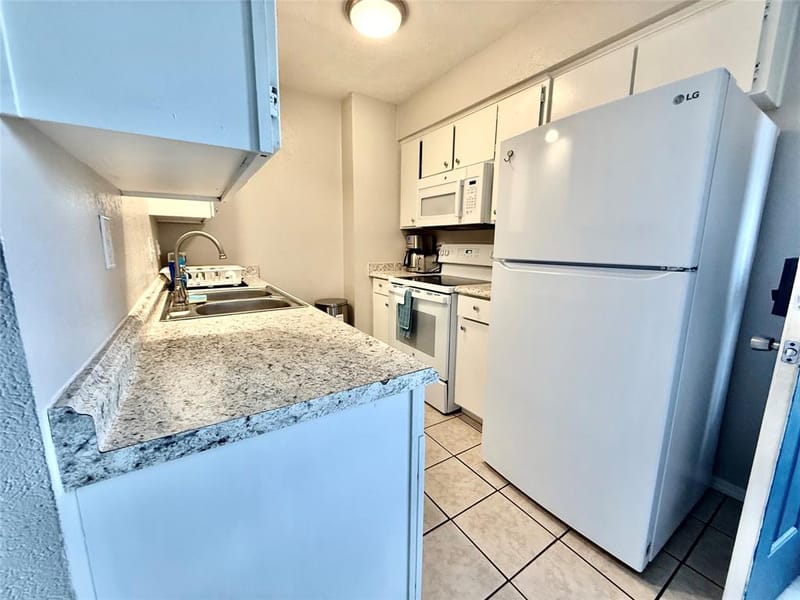 1905 W Morton Street # 19, Denison TX 75020 - Photo 3
