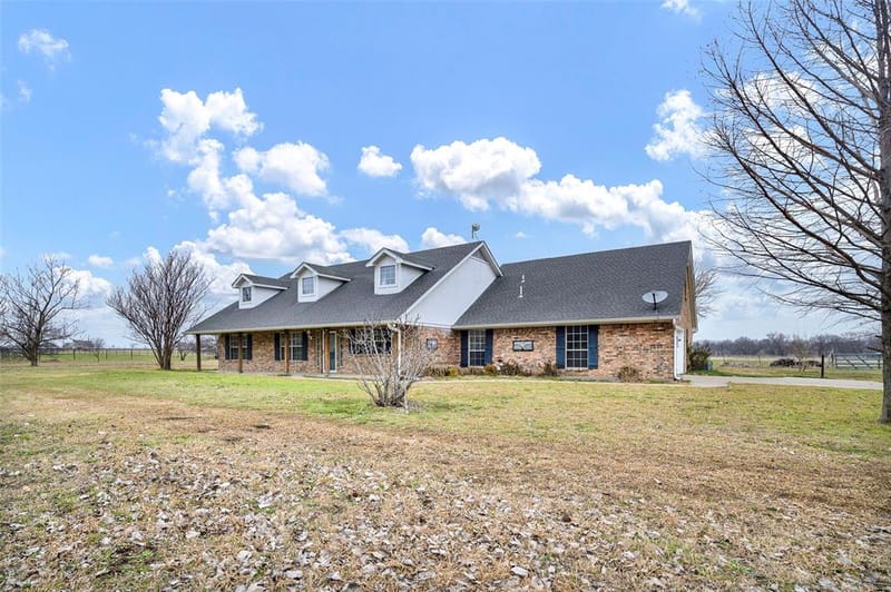 11278 Jackson Road, Krum TX 76249 - Photo 2